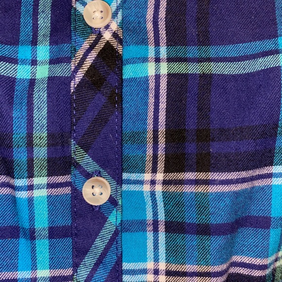 A Pattern shirt NEVER WORN! With Tags - Picture 2 of 5